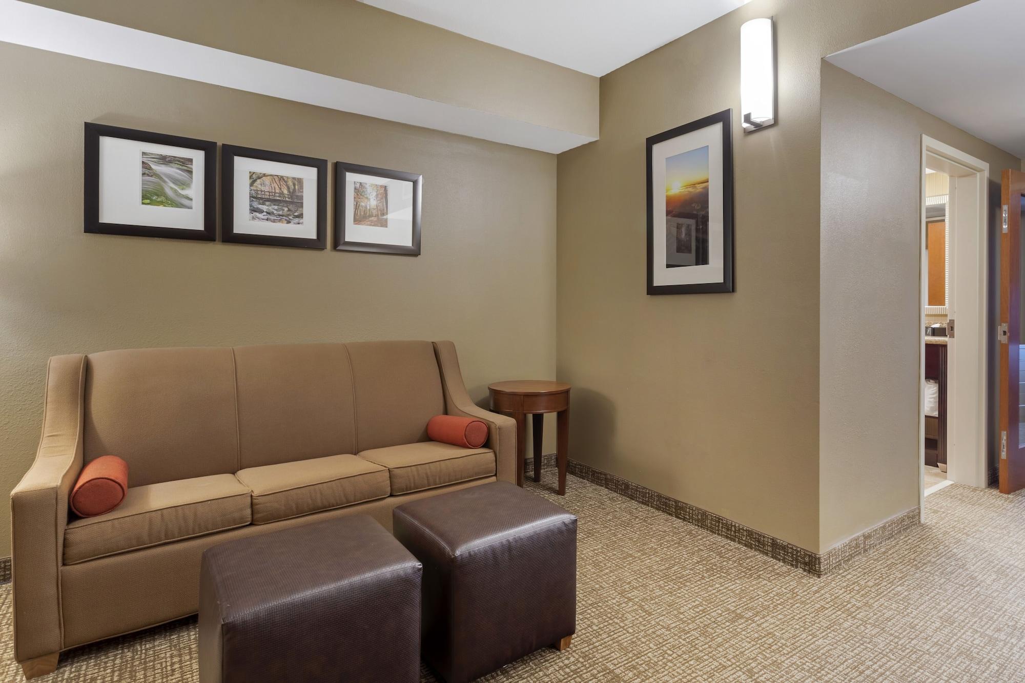 Comfort Suites North Knoxville Exterior photo