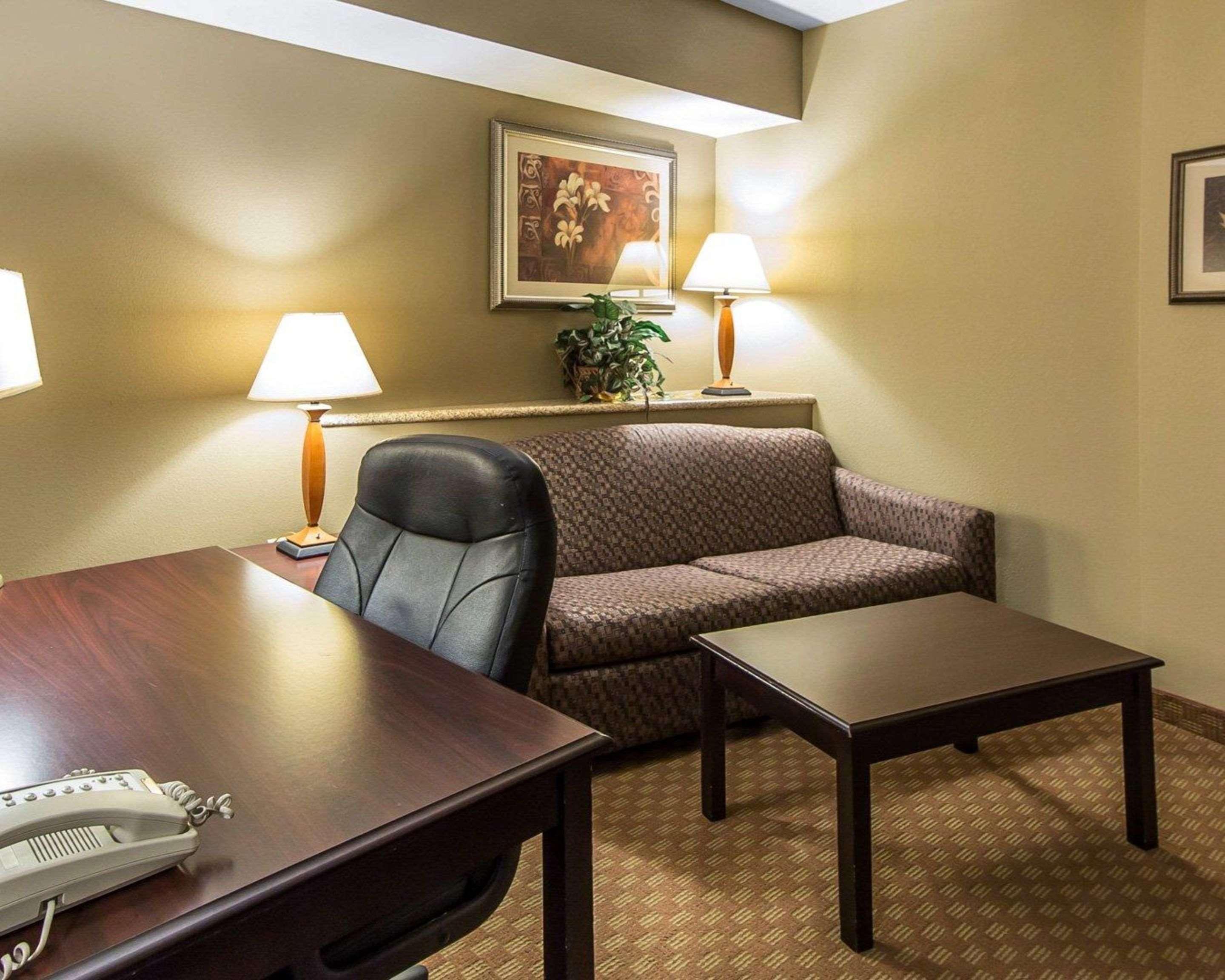 Comfort Suites North Knoxville Exterior photo